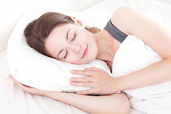 Đi bộ buổi chiều giúp bạn cải thiện chất lượng giấc ngủ 