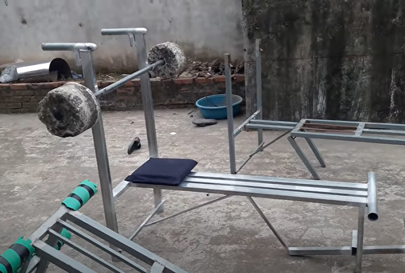 Kích thước ghế tập tạ tiêu chuẩn và cách làm ghế tập tạ tại nhà 3 Gắn phần tựa và mặt ghế