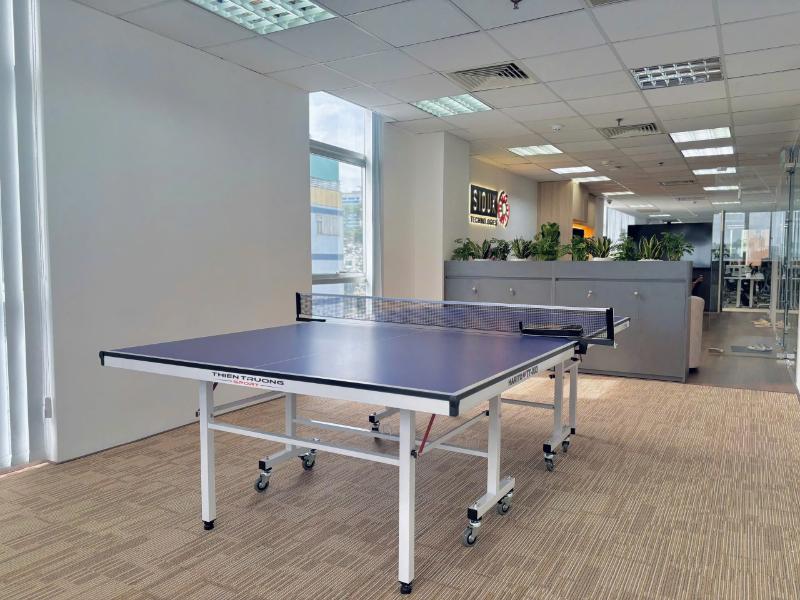 Cửa hàng thể thao Anh Dũng chuyên cung cấp nhiều loại bàn bóng bàn chính hãng, mức giá cạnh tranh